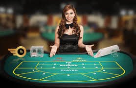 Meja blackjack dengan dealer profesional di studio 1win online
